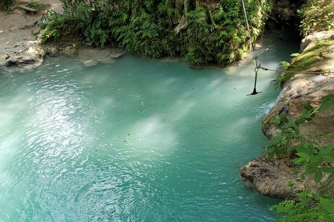 Dunn's River and Blue Hole Tour from Ocho Rios - What the $85 price means