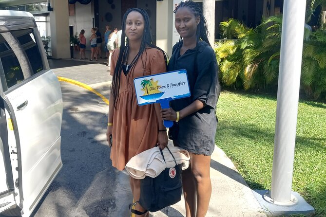 Dunn's River Falls and Blue Hole Secret Falls Combo Daytrip - What to bring for a wet seven-hour day