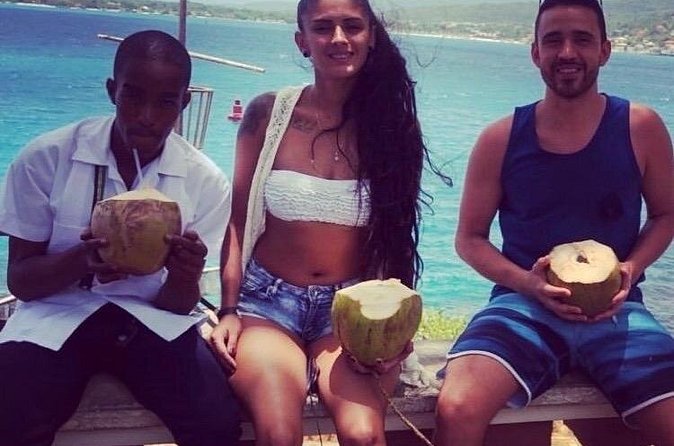 Dunn's River Falls and Blue Hole Tour Ocho Rios from Montego Bay - How the private ride changes the day