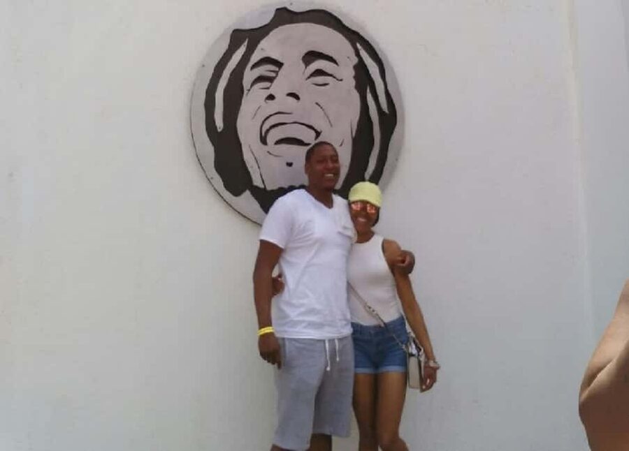 Dunn's River Falls and Bob Marley Mausoleum Tour - Getting to Dunn’s River Falls and into the water