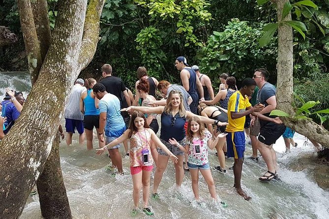 Dunn's River Falls and Zipline (Over the Falls) Adventure Tour from Ocho Rios - What to wear and pack