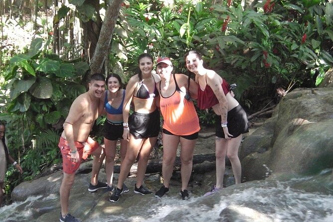 Dunn's River Falls Climb and Beach Include Entry Fee (ᵔᵕᵔ) - Jerk chicken at Scotchies Drax Hall