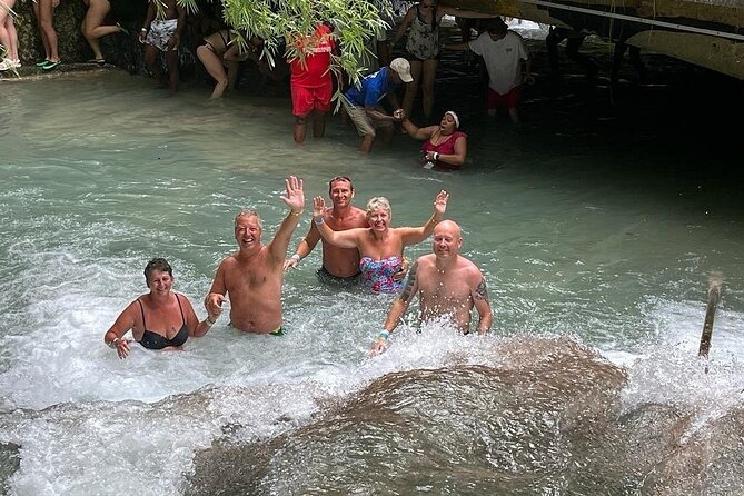 Dunn's River Falls Climb and Beach Include Entry Fee (ᵔᵕᵔ) - What to bring and how to prepare