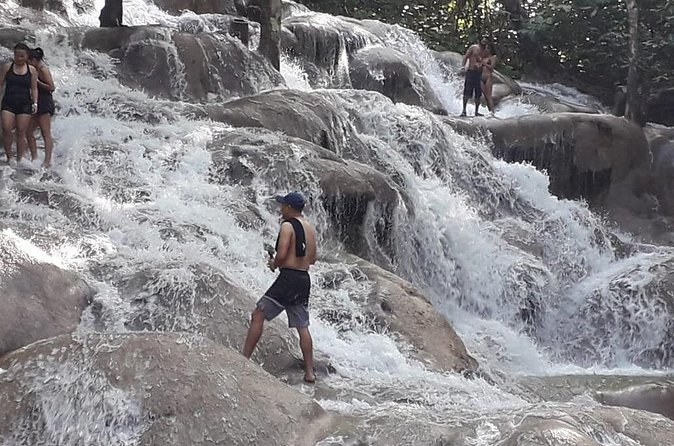 Dunn's River Falls from Ocho Rios - Timing your visit around cruise ships