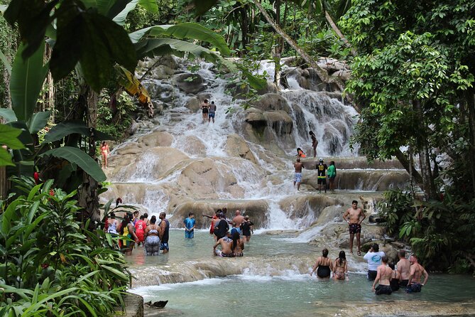 Dunn's River Falls Jamaica/Montego Bay/Falmouth - Leaving Montego Bay in an air-conditioned vehicle