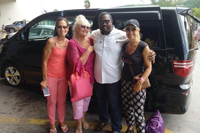 Excellence Oyster Bay Private Transfer - A private vehicle matched to your party