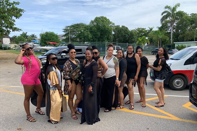 EXCLUSIVE AIRPORT / CRUISE PORT TRANSFER 1-4 Pax - What you may see along Montego Bay’s Hip Strip