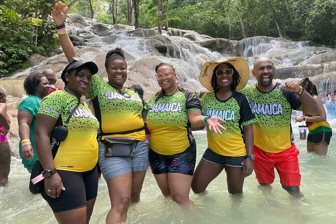 Exhilarating Dunn's River Falls Guided Tour from Ocho Rios hotels - What the local guides add to the climb