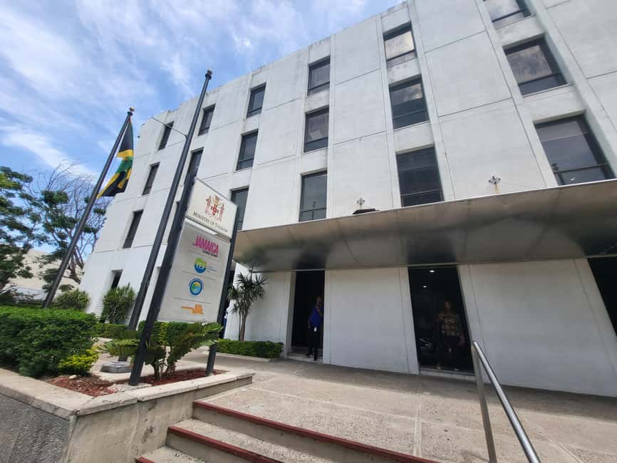 Explore Downtown Kingston and New Kingston: - Why this Kingston tour works in three hours
