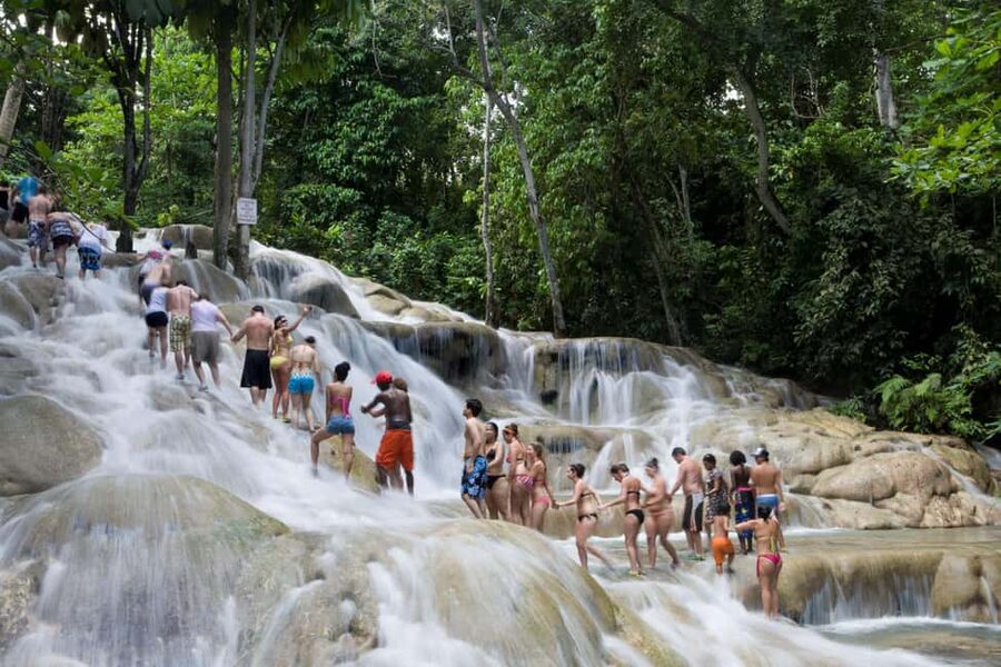Falmouth: Bamboo Beach Club & Dunn's River Falls - A four-course lunch with Jamaican flavor