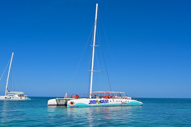 Family Catamaran Cruise from Jamwest Beach Negril Hotels - Why this Negril cruise works best as an afternoon plan