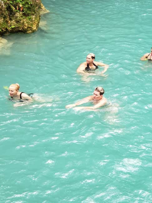 From Ocho Rios: Blue Hole Secret Waterfall & Highlight Tour - A taste of Jamaican fruit
