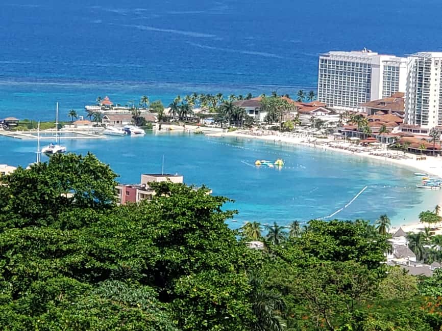 From Ocho Rios: Blue Hole Secret Waterfall & Highlight Tour - The role of the guide and lifeguard