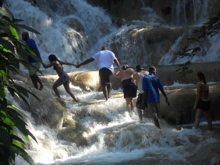 From Ocho Rios: Bob Marley & Dunn’s River Falls 6/7Hour Tour - Key points at a glance