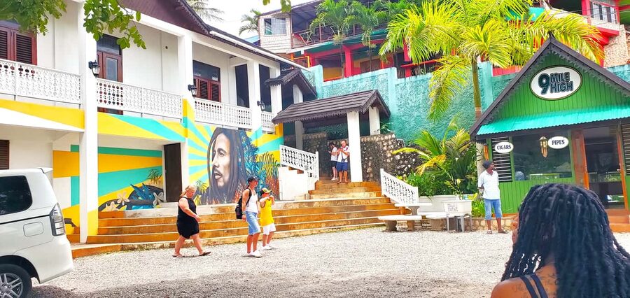From Ocho Rios: Bob Marley Mausoleum Entry Tickets and Tour - The five-hour route from Ocho Rios