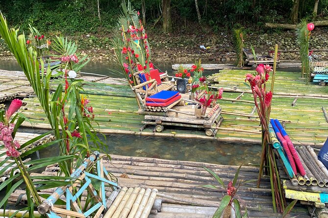 Great River Bamboo Rafting and Bird Sanctuary Combine Tour From Montego Bay - Why the private vehicle changes the value