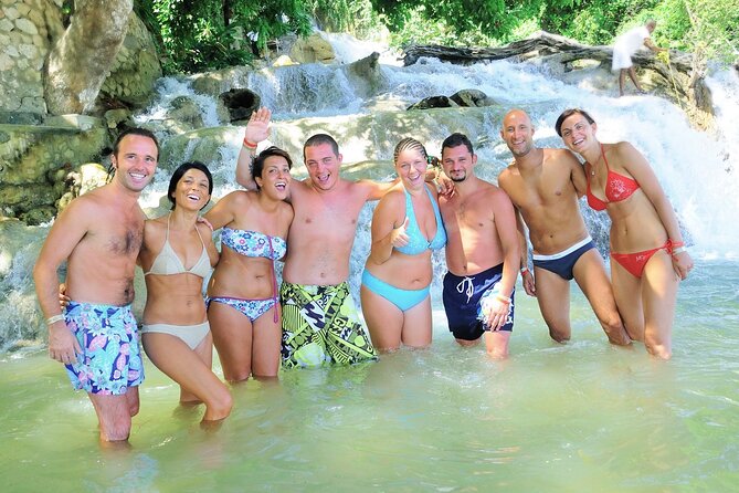 Green Grotto Caves and Dunn's River Falls Guided Tour with Admission - The road from Montego Bay matters