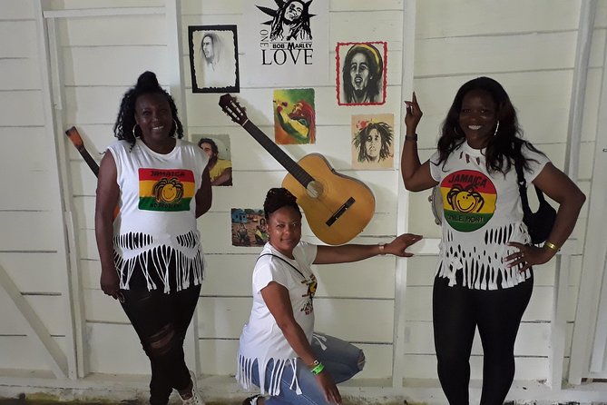 Jamaica Culture Tour: Culinary, Cultural, History and Dance - The comic dance piece and music lesson