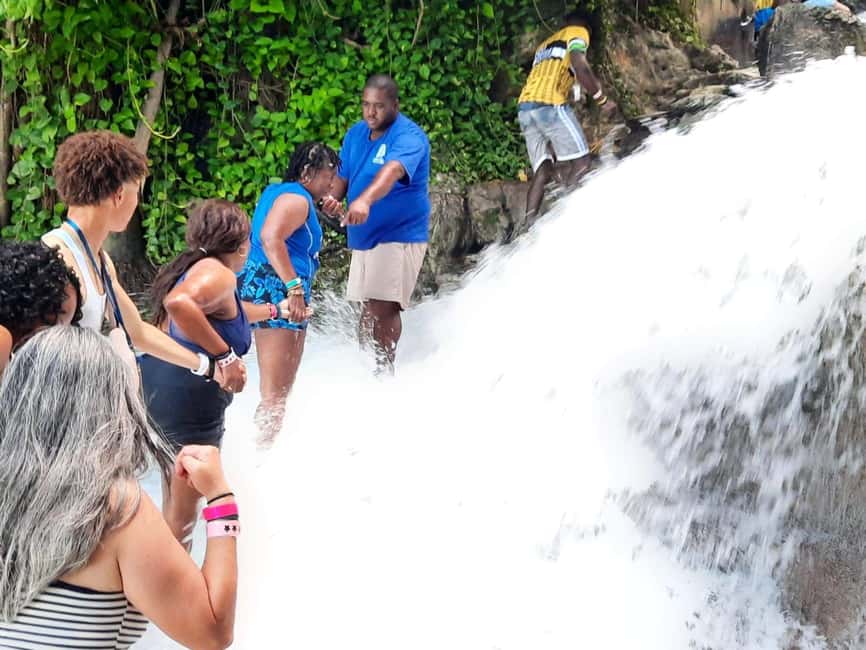 Jamaica Dunn's River Falls guided tour from Ocho Rios hotels - What the three-hour schedule really gives you