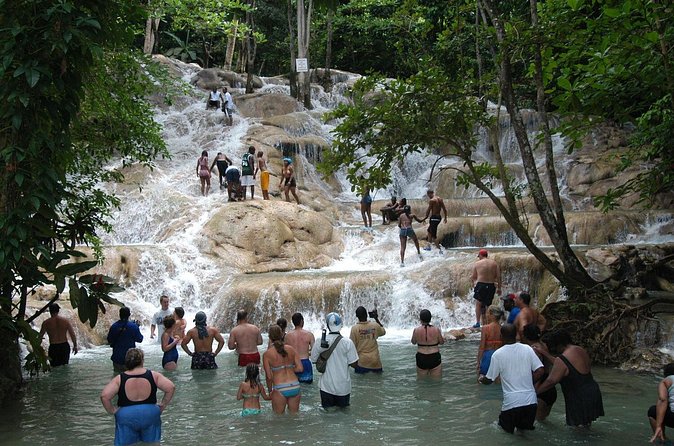 Jamaica Dunn's River Falls Party Cruise with Snorkeling - How the schedule affects your day
