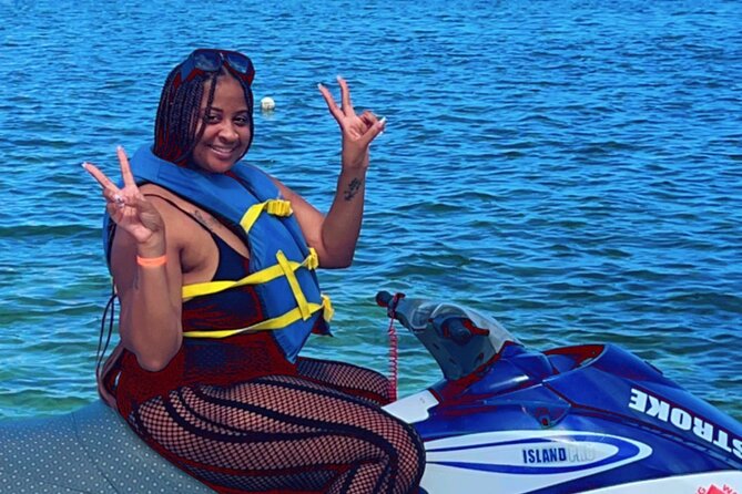 Jamaica Experience Bundle - A sharp change of pace on the Jet Ski