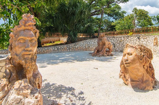 Jamaica Giants sculpture park, art galleries - Why Jamaica Giants feels different from a standard Negril outing