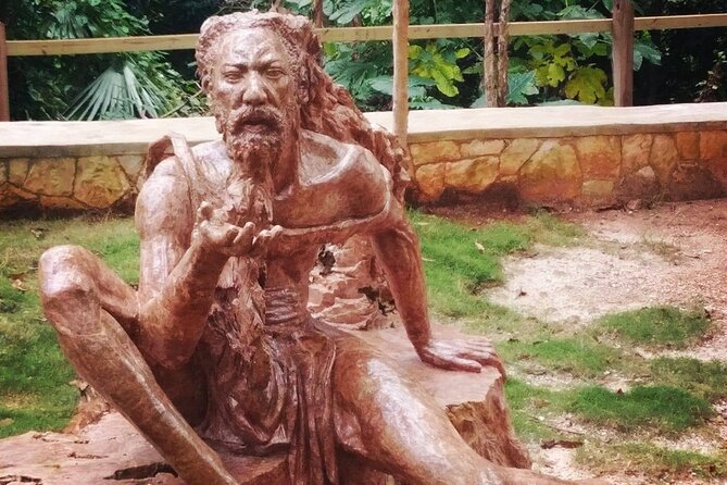 Jamaica Giants sculpture park, art galleries - What the $39.99 price represents