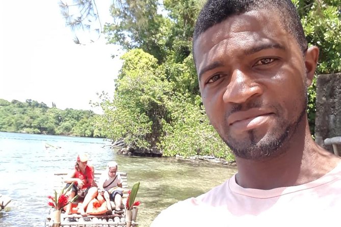 Jamaica Martha Brae Bamboo Rafting with Bus Transportation - Who will enjoy this most?