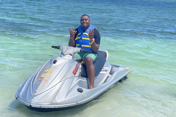 Jet Ski and Margaritaville day vibes. - The jet ski session: 30 minutes that go quickly