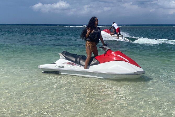 Jetski Water Activity And Beach From Montego Bay - The 30-minute run across blue water