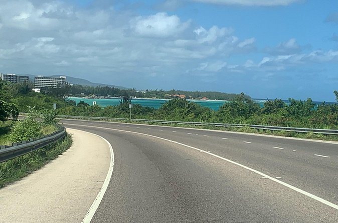 Kingston Airport Pick up/ Drop off (Norman Manley Int) - What the $50 price buys you