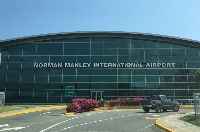 Kingston Airport Pick up/ Drop off (Norman Manley Int) - Booking details that deserve a quick check