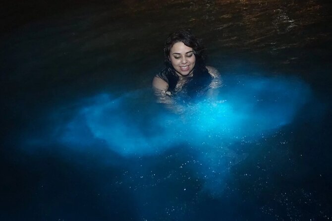 Luminous Lagoon (Glistening Waters) Night Tour - Leaving Montego Bay after sunset