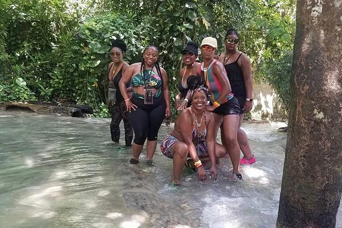 Martha Brae and Dunn’s River Falls Day Tour - Practical details that affect your day