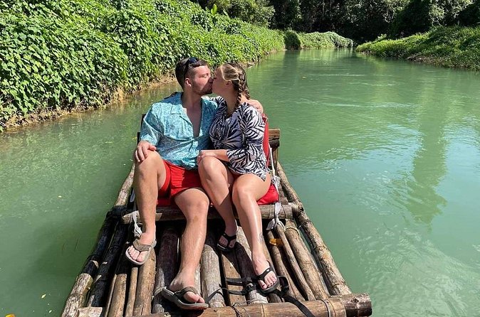 Martha Brae Bamboo Rafting From Montego bay - The optional stop at Miss Martha’s Herb Garden