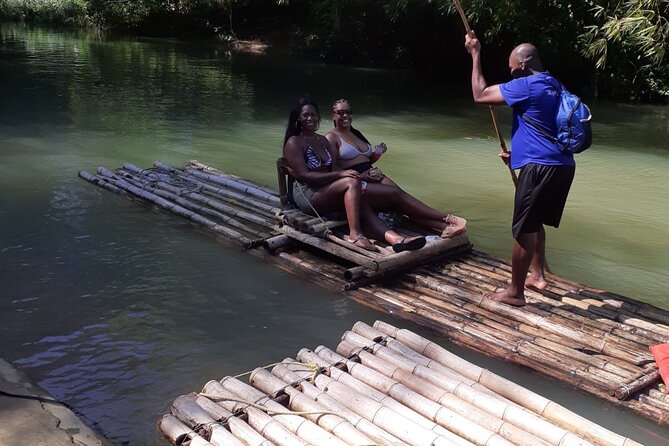 Martha Brae Rafting Ocho Rios, Runaway Bay, Falmouth&Montego Bay - Boarding the 30-foot bamboo raft