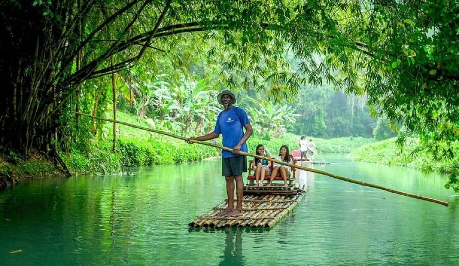 Martha Brae River Rafting Private trip - What to expect from the guide and the stop