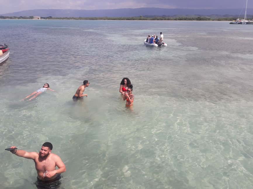 Montego Bay: 8-Hour Appleton & Pelican Bar Return Transfer - My Take: Book It If You Want Two Very Different Jamaicas