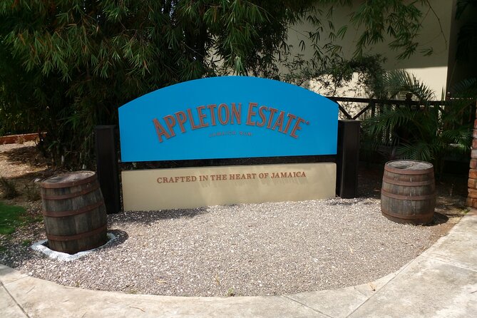 Montego Bay Airport Private Taxi Transfer To Negril Hotels - Local restaurant and activity advice