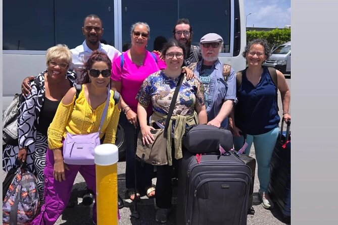 Montego Bay Airport Round Trip Transfer - A calm first step out of Sangster International Airport