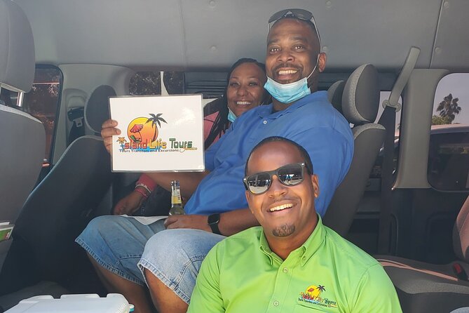 Montego Bay Airport Transfer to Hotels in Ochi Rios - Optional stops for food, photos, and shopping