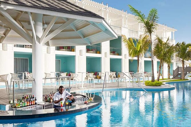 Montego Bay Airport Transfers to Negril Hotels Jamaica - A Private Ride Along Jamaica’s Northwestern Coast