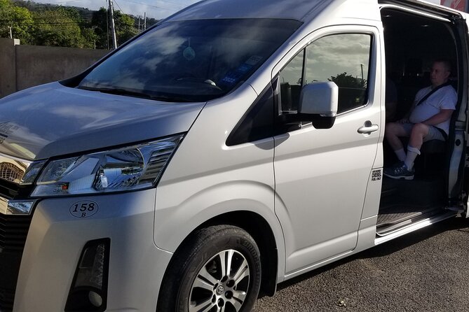 Montego Bay airport transfers - What the one to two hour ride is really like