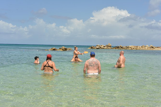 Montego Bay: Bamboo Beach Break - Safety and comfort on the shore