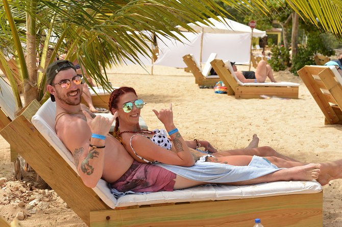 Montego Bay: Bamboo Beach Club VIP Access with Lunch & Cocktails - Who should book this beach club day?