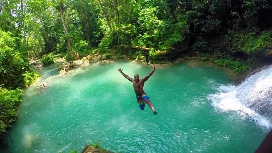 Montego Bay: Blue Hole, Dunn’s River, and Reggae Hill Tour - Key points before you book