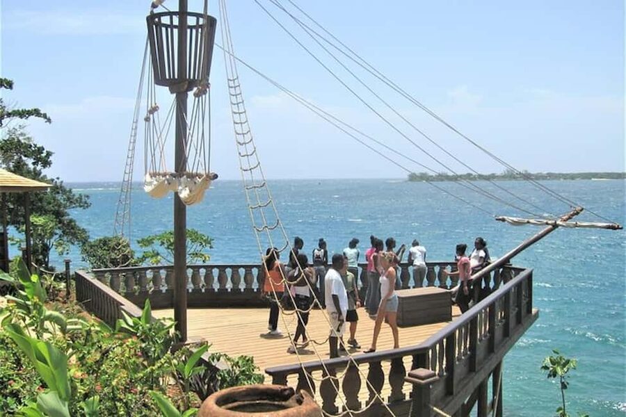 Montego Bay: Bob Marley's Nine Mile Admission & Guided Tour - What the $135 price covers