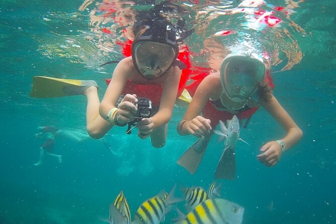 Montego Bay Catamaran: Snorkel Tour with Open Bar & Reggae DJ - The open Jamaican bar and included snacks