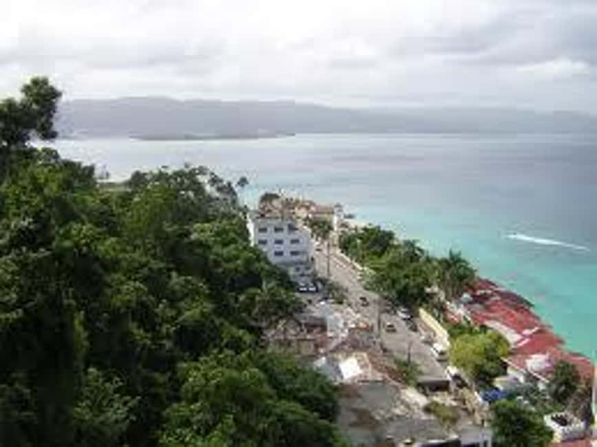 Montego Bay City and Rose Hall Haunted House Tour - Shopping for coffee, rum, spices, and souvenirs