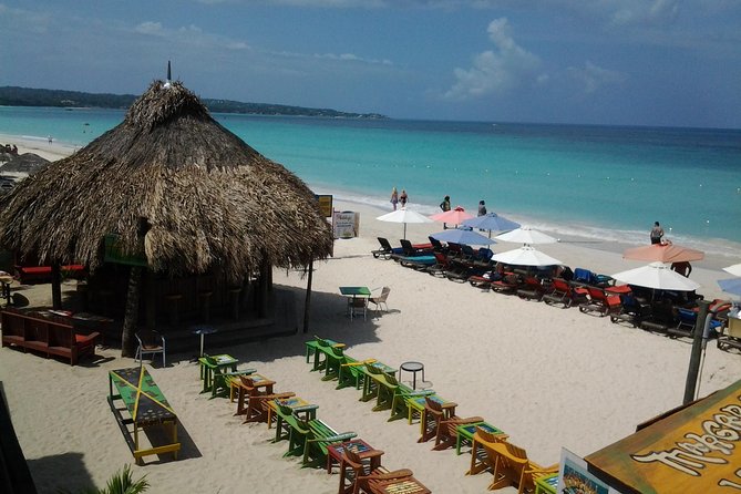 Montego Bay Excursion Negril 7 Miles Beach, Rick's Cafe and Time Square Shopping - From Montego Bay Port to Negril’s Seven Miles of Sand